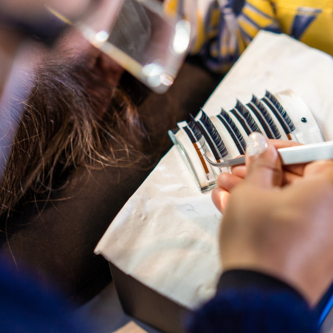 SHBBMUP008 Accredited Lash Extension Course | Government RTO Training Australia incl kit & lash bed